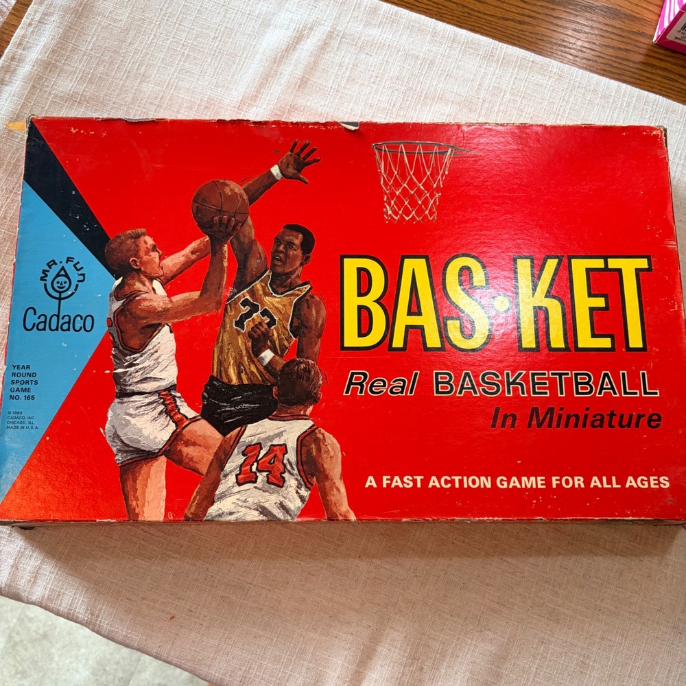 Vintage 1960s Cadaco Bas-Ket Real Basketball In Miniature Tabletop Game No 165